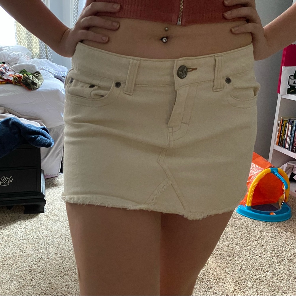Mini skirt!